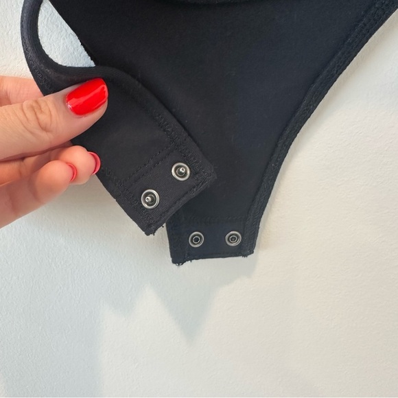 Abercrombie Long Sleeve Cutout Crew Bodysuit small Crewneck Tight Going Out Top - Picture 11 of 12